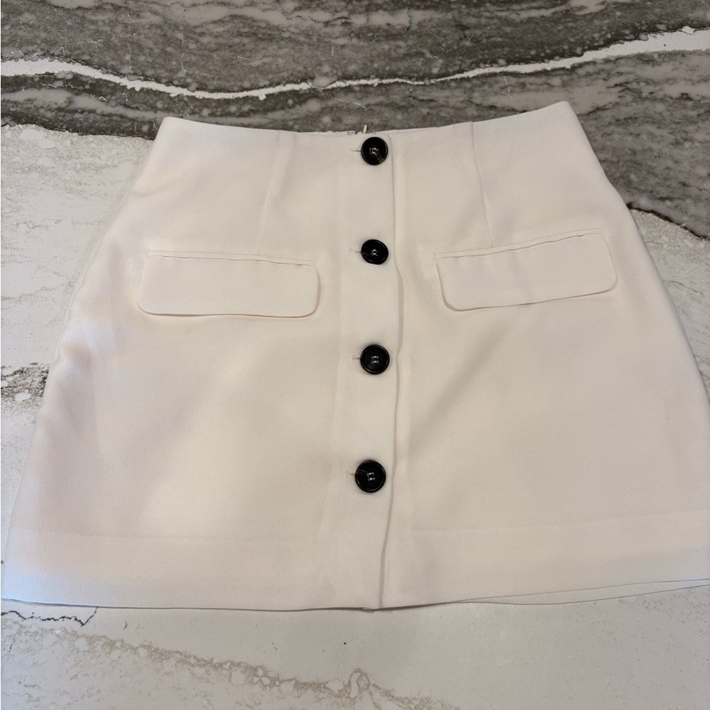 Forever 21 Cream Button-Front Mini Skirt